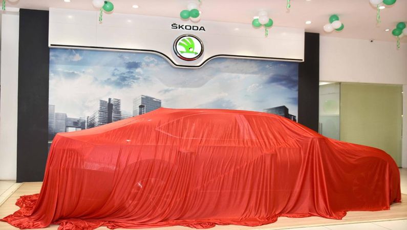 Skoda Superb Sportline and Skoda Superb L&K launched in Ahmedabad, find out features and price
