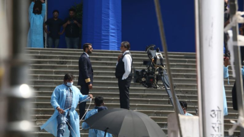 Amitabh-Ajay started shooting for 'Mayday', see some special photos of the set