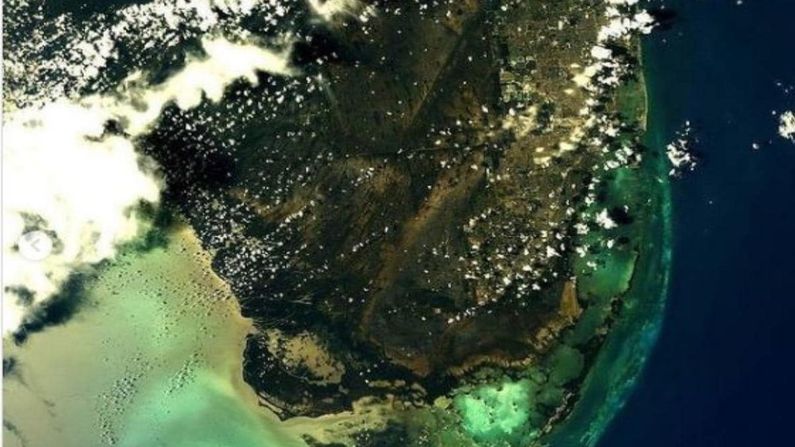 What does the earth look like from space? NASA Reveals Awesome PHOTOS OF EARTH