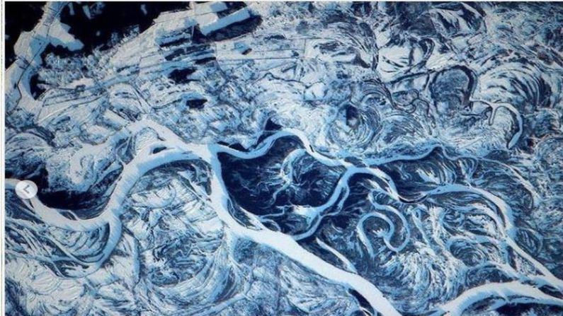 What does the earth look like from space? NASA Reveals Awesome PHOTOS OF EARTH