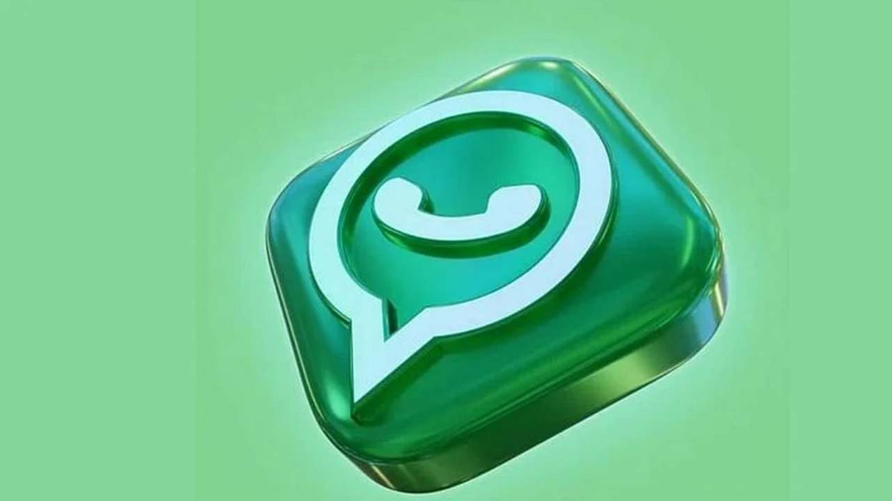 See anyone's WhatsApp status like this your name will not be visible in Seen